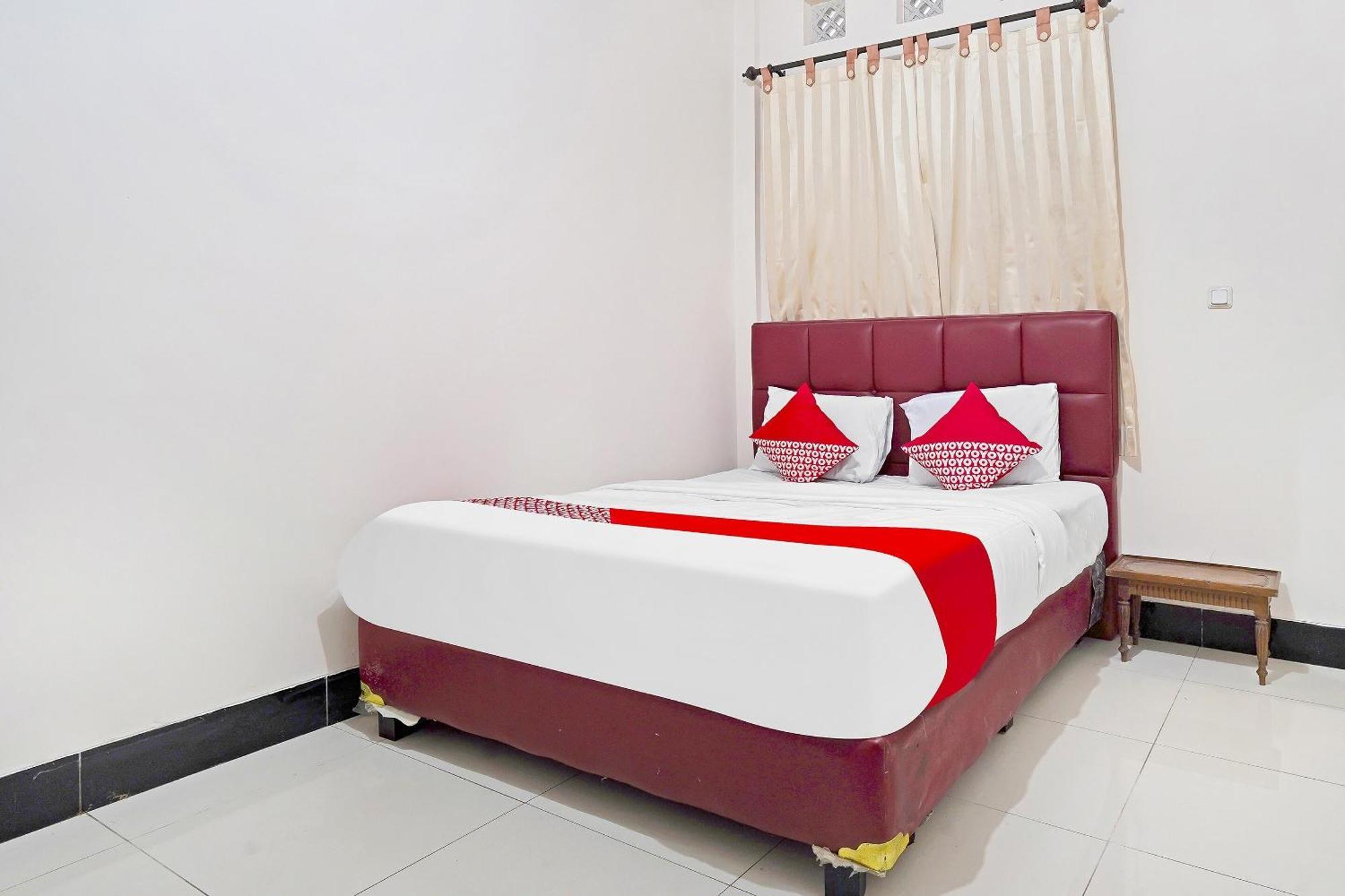 Oyo 91322 Jawara Syariah 2* Bandung