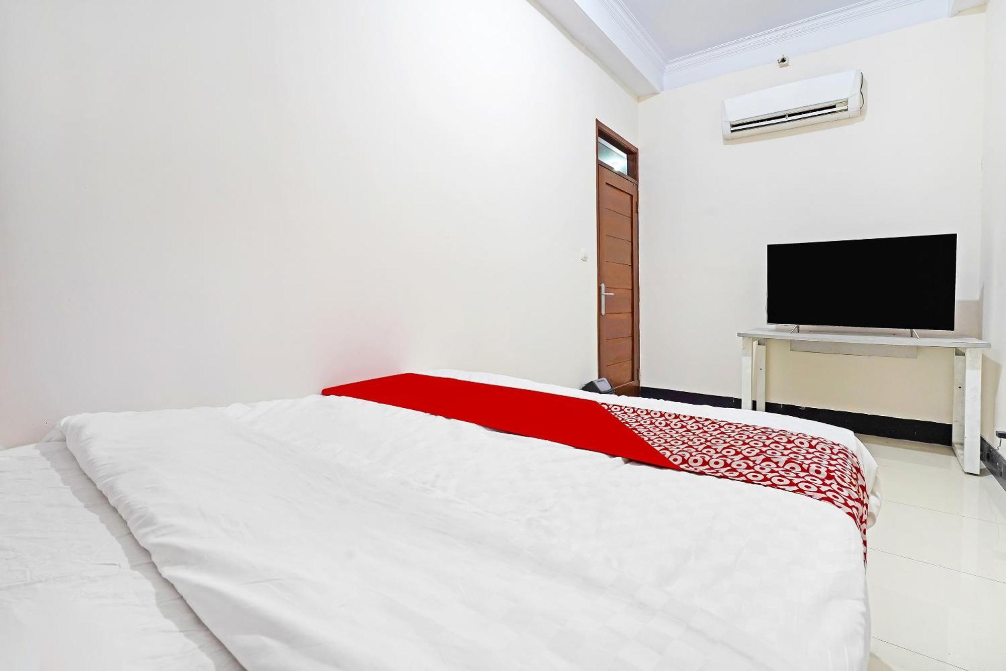 Hotel Oyo 91322 Jawara Syariah