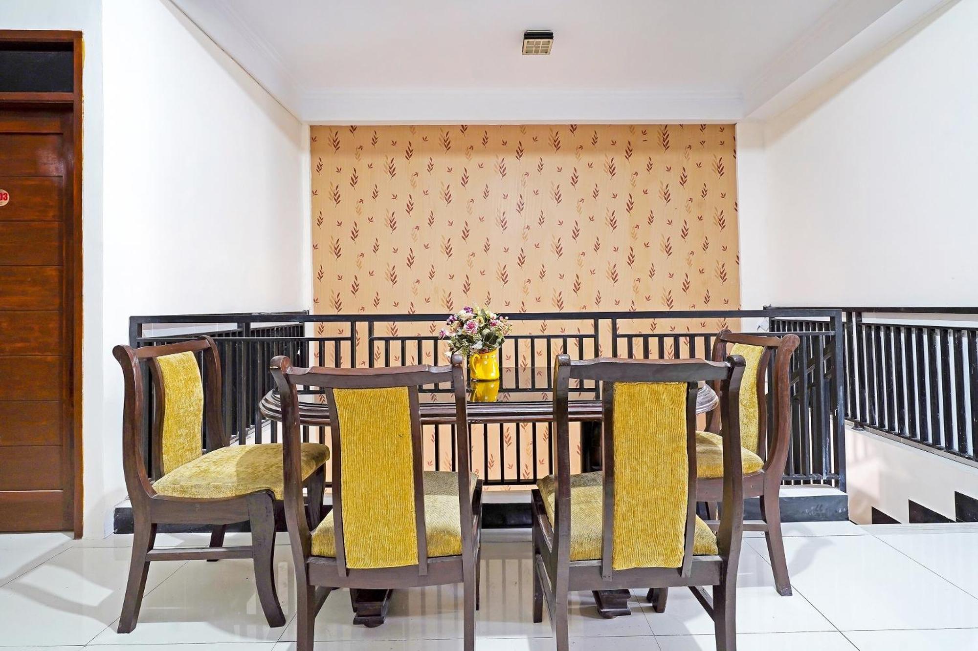 Oyo 91322 Jawara Syariah
